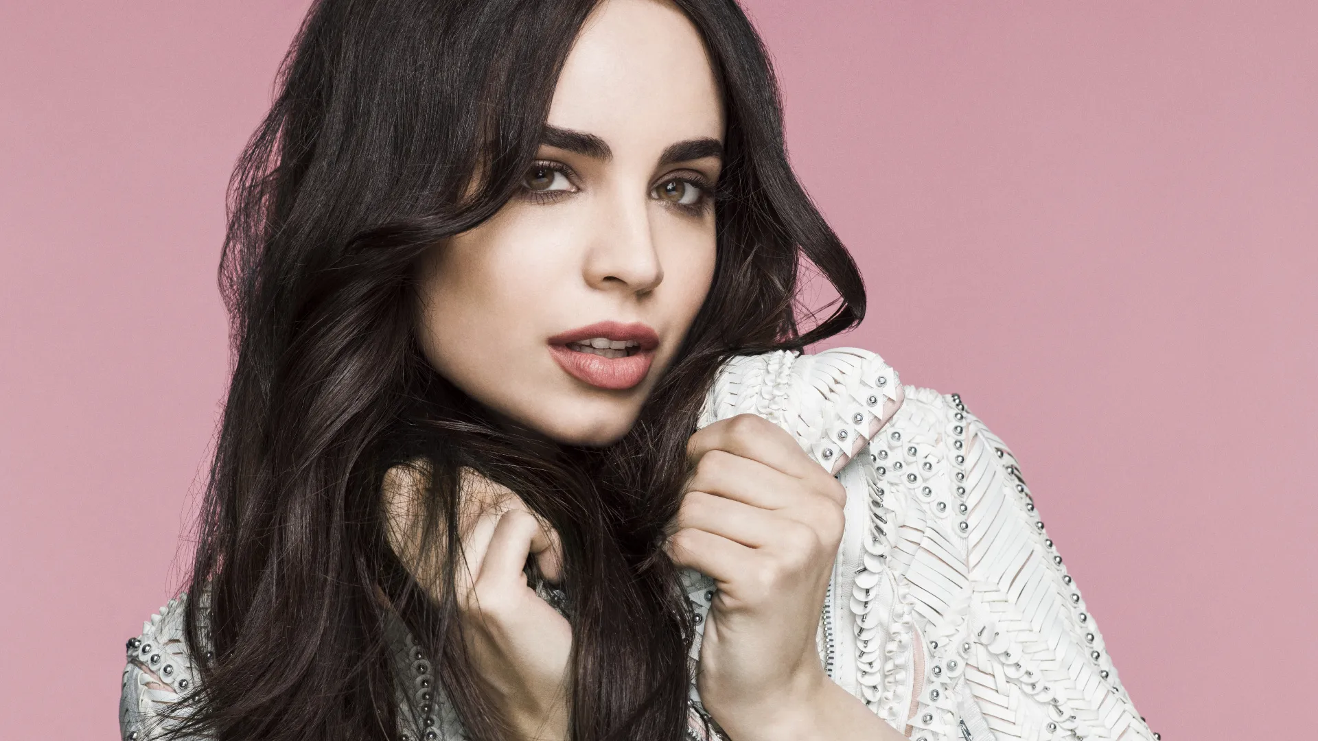 139365 skin eyebrow actor singer lip 1920x1080