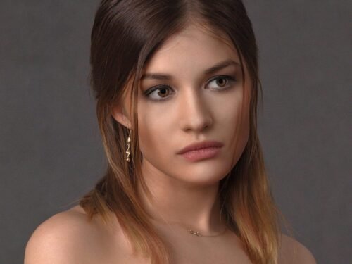 girl, sad, portrait, face, woman, bust, makeup, cosmetics, brunette, brunette woman, young woman, hairstyle, model, sad girl, look, hair, unhappy