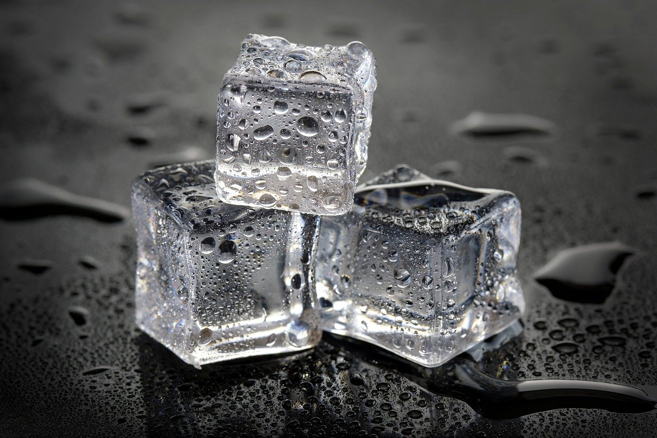 ice, artificial ice, studio ice, macro, decor, the scenery, drops, marco, glass, ice cubes, ice cube, 7artisans, 7artisans 60mm, china lens, chinese lens, ice, ice, ice, ice, ice, ice cubes, ice cubes, ice cubes, ice cube, ice cube, ice cube