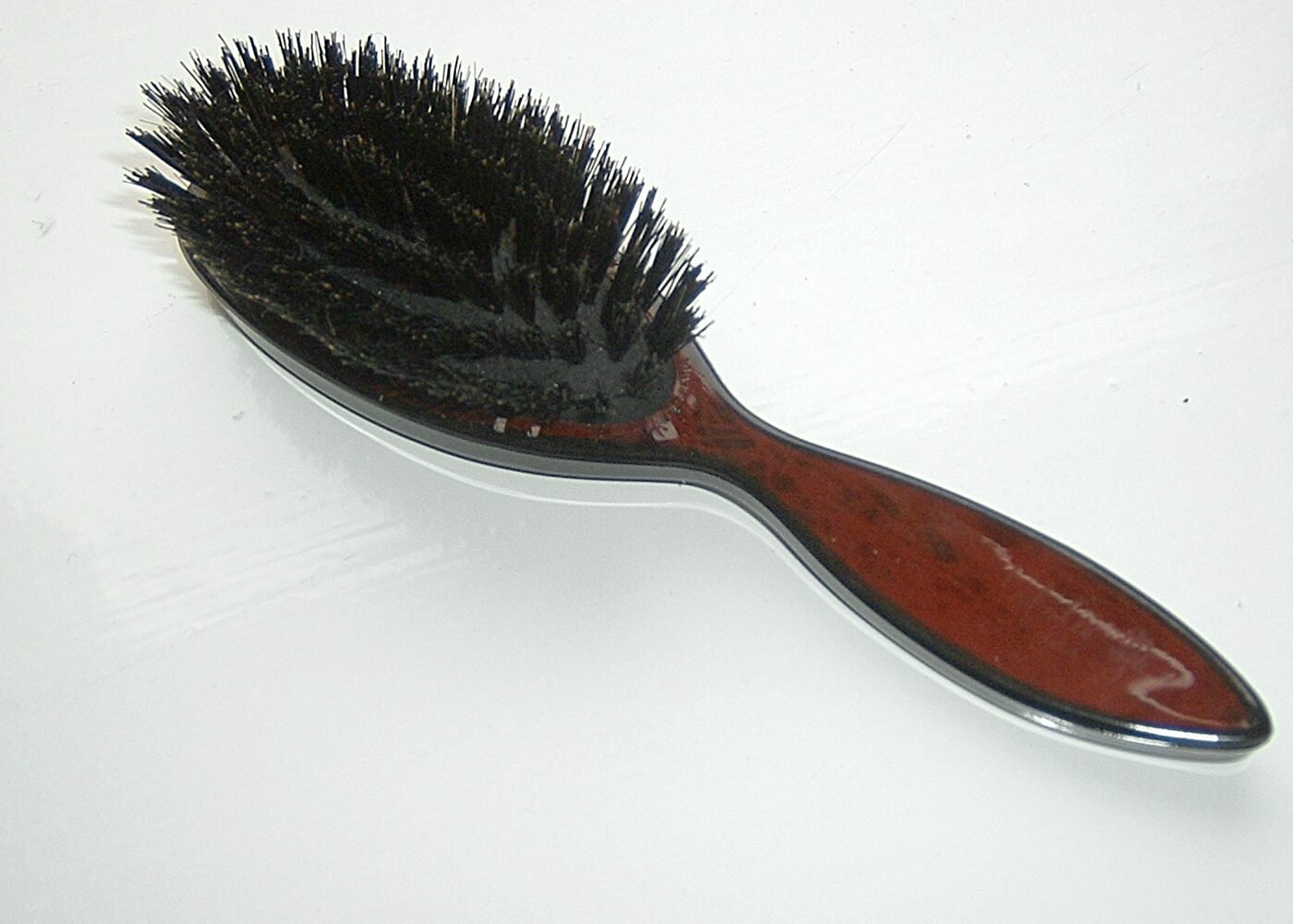 Hairbrush flat