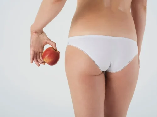 Kaip suteikti savo mylimai moteriai jaudinantį užpakaliuko masažą (1)