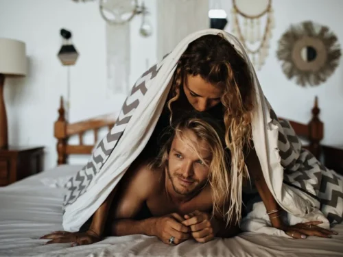 Bėgant metams sutuoktiniai vis labiau erziną vienas kitą.