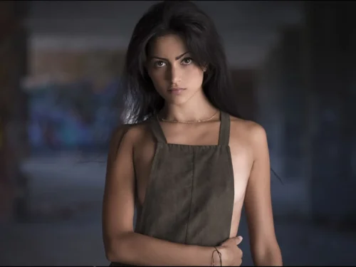 Moterų patarimai, kaip masturbuotis. Nr.159 „Šiek tiek pakeliu klubus, trindama klitorį“