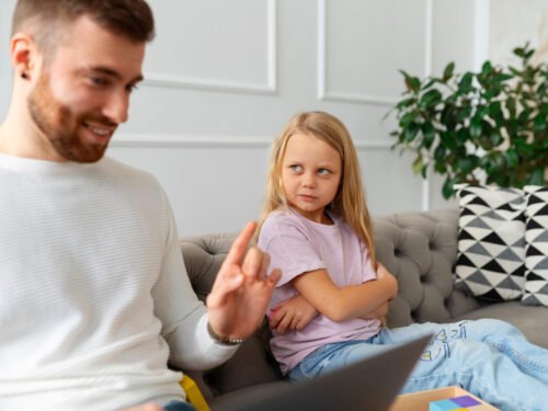 Nuo kokio amžiaus reikėtų pradėti kalbėtis su vaiku apie seksą?