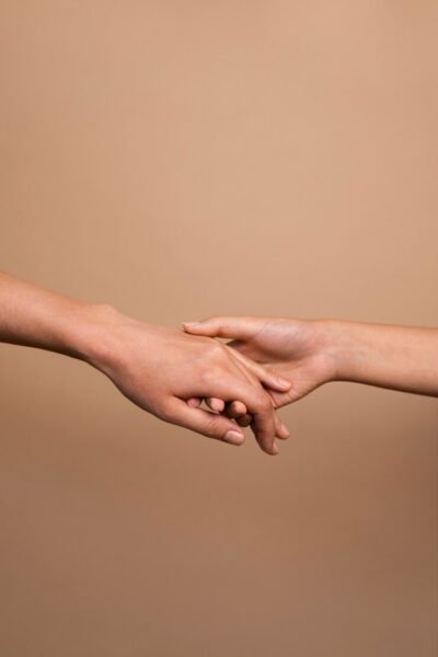 29 neįprasti būdai moterims masturbuotis rankomis, sekso žaislais ir daiktais. Kaip glamonėti save rankomis. Mėgstamiausios vandens procedūros. Daržovės ir vaisiai. Buitiniai ir vibro daikčiukai.