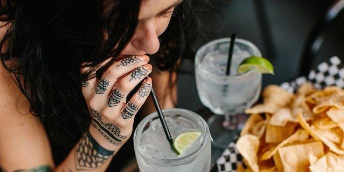 25 Signs she is a slut