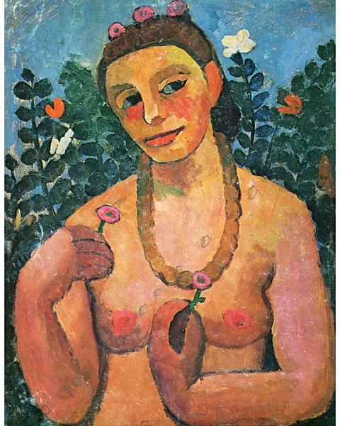 Alamy The first "nude selfie" by a female artist is thought to be Paula Modersohn-Becker's Self-Portrait Nude with Amber necklace (1906) (Credit: Alamy)