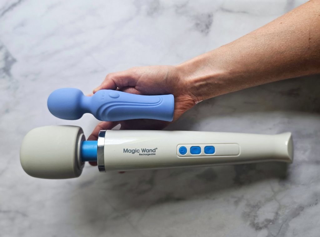 Swan Era Wand mini vs. Magic Wand Rechargeable