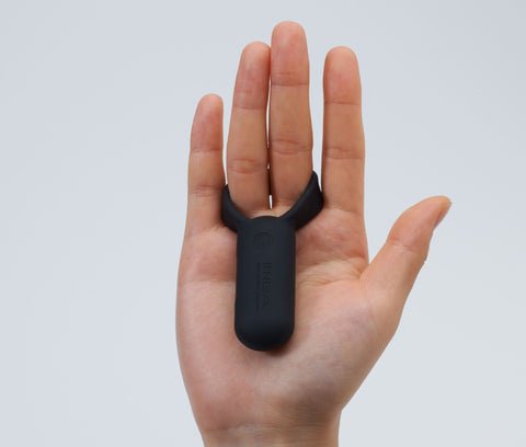 The TENGA SVR wrapped around 2 fingers