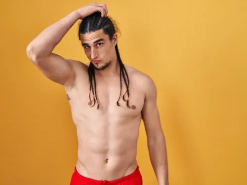 Apsirengusi moteris, nuogas vyras (CFNM): Kaip drabužiai keičia jėgų pusiausvyrą namuose (7 dalis)