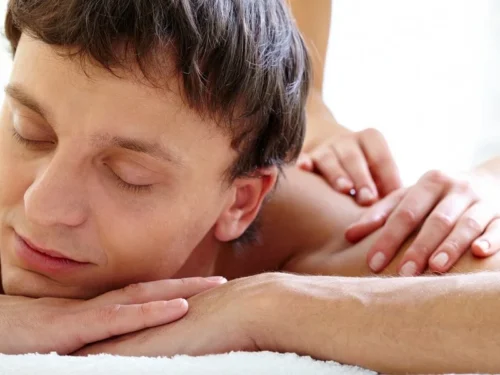 „Lingam“ masažas: apžvalga ir labai naudingi ir vertingi patarimai