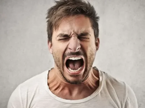 Vaikinų masturbacijos gidas nr. 59. 8 daiktai, su kuriais niekada neturėtumėte masturbuotis. Visi vaikinai saugokitės!!!