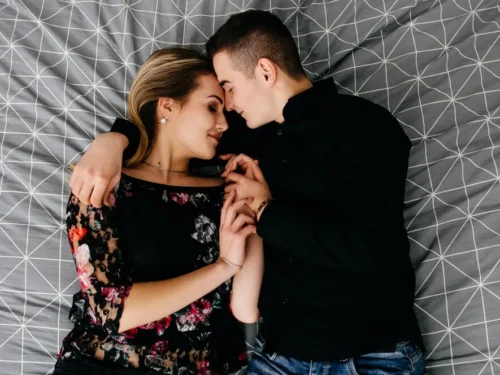 12 dalykų, kuriuos reikia žinoti apie vienos nakties nuotykius