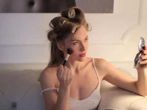 Interneto kameros modelis: tau pačiai tai turi patikti