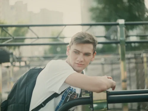 Vaikinų masturbacijos gidas nr. 55. Masturbacijos technika „Prieš lovą“