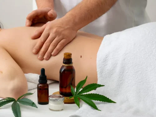 Populiariausių masažo aliejų ir jų savybių apžvalga
