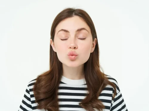 Oralinio sekso pamoka merginai (66) Nepamirškite „bumbuliukų“