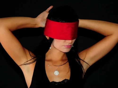 Noriu išbandyti BDSM. Nuo ko pradėti?