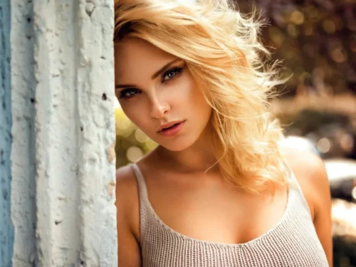 Moterų patarimai, kaip masturbuotis. Nr. 122 „Glostau spenelius ir makštį, kol pasiekiu orgazminį malonumą ir pradedu rėkti“