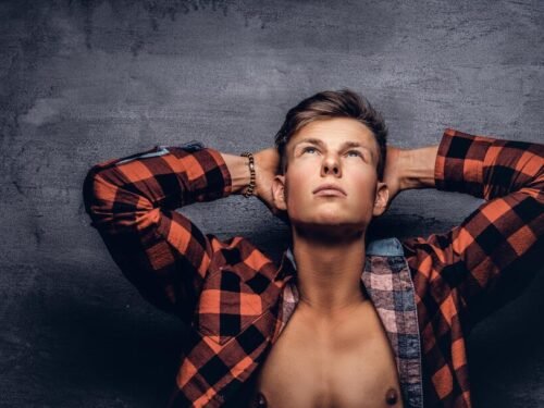 10 vyrų masturbacijos priežasčių. Kodėl jūsų vyras tyliai masturbuojasi duše, o jūs gulite lovoje ir laukiate sekso? Kodėl tai jam teikia tokį patį malonumą, kaip įsimylėjimas tave, o gal net daugiau?