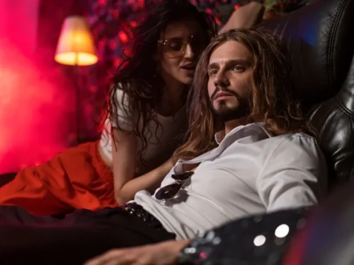 400+ nepadorių „Tiesos ar drąsos“ klausimų nuotaikai pakelti (2 dalis)