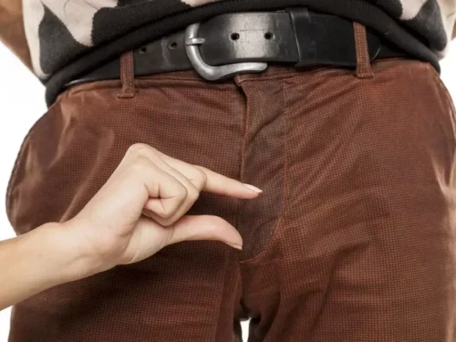 Kada varpa yra minipenis / mikropenis?