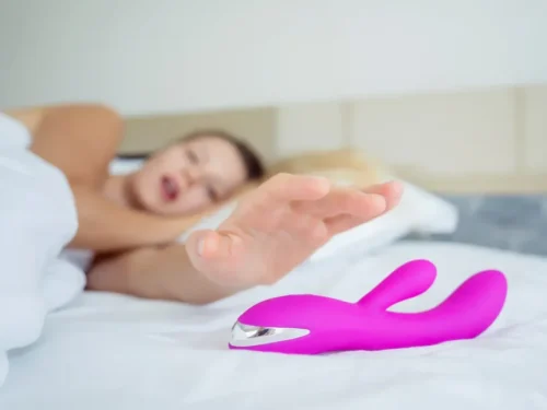 Moterų patarimai, kaip masturbuotis. Nr. 317. „Aš apskritai labai mėgstu sekso žaislus, jau kurį laiką juos kolekcionuoju“