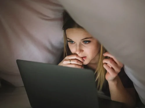 Mergina priklausoma nuo pornografijos: Ką reikia žinoti, kad išsilaisvintumėte (5 dalis)