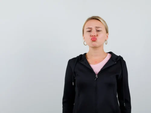 Oralinio sekso pamoka merginai (41) Veiksmai per kelnes