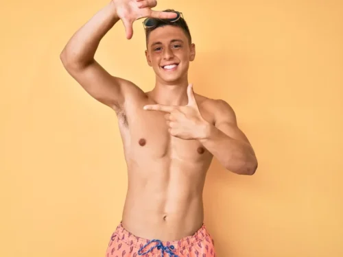 Valdovės gidas. Kaip „numelžti“ vaikiną. Kaip atlikti femdom rankų darbą.